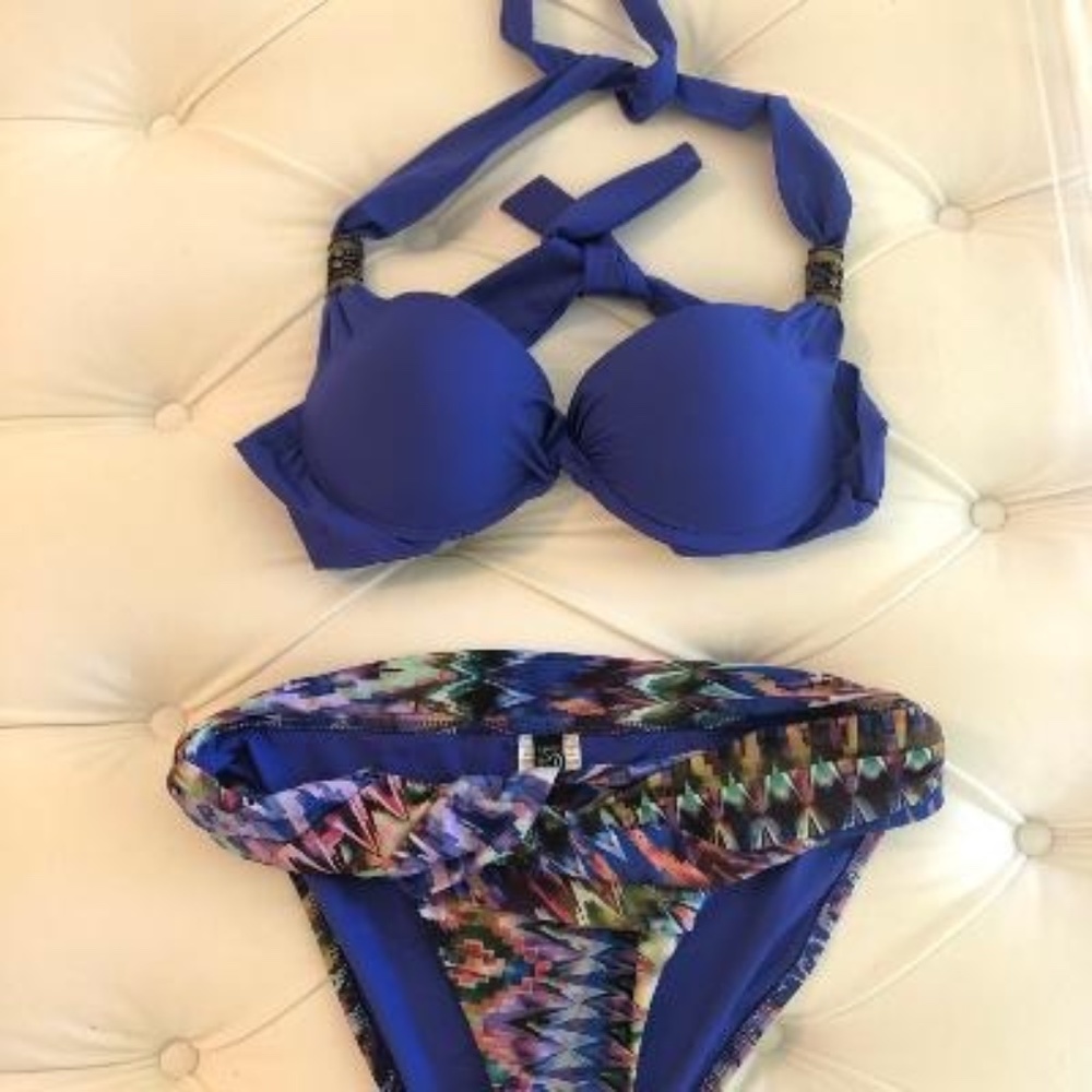 Bikini/Swimwear